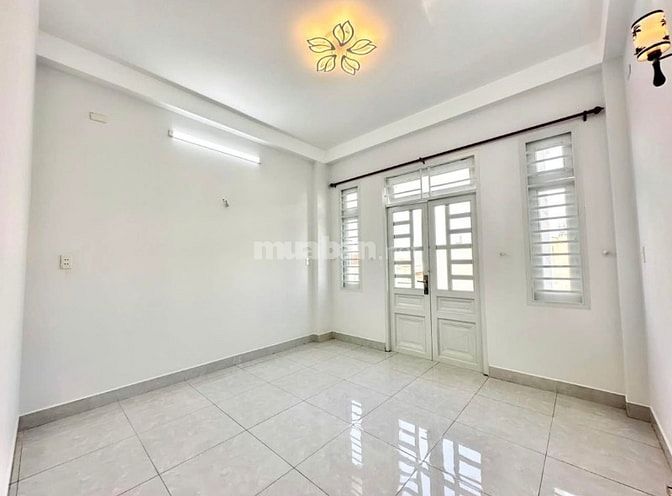 🏡 NHÀ ĐẸP QUẬN 12 – HIỆP THÀNH 07 1 TRỆT 2 LẦU • 4PN • Ô TÔ ĐẬU CỬA •