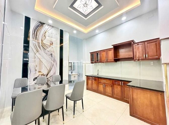 🏡 NHÀ ĐẸP QUẬN 12 – HIỆP THÀNH 07 1 TRỆT 2 LẦU • 4PN • Ô TÔ ĐẬU CỬA •
