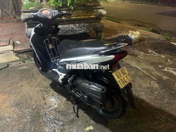 Suzuki Hayate Trắng xanh