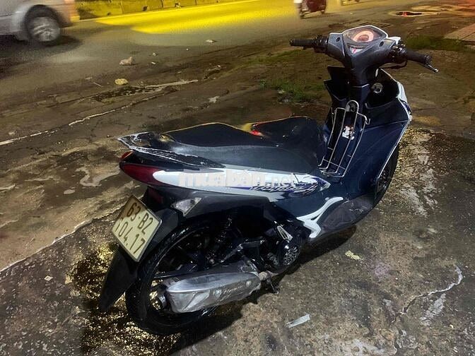Suzuki Hayate Trắng xanh