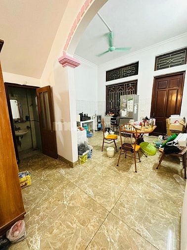 Bán nhà phố Bạch Mai 60m2, 5 tầng, ngõ nông, gần phố, kinh doanh