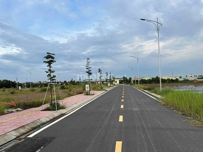 Đất Sân Bay Long Thành - Sổ hồng riêng - 100m2 - giá 10tr/m2 