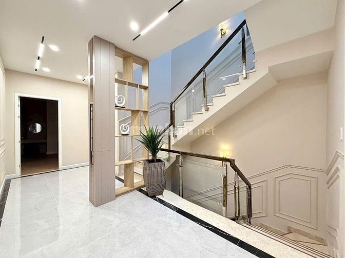 BIỆT THỰ KHU NỘI BỘ NGANG 8m TRUNG TÂM Q5, 5 TẦNG THANG MÁY, 45 TỶ TL