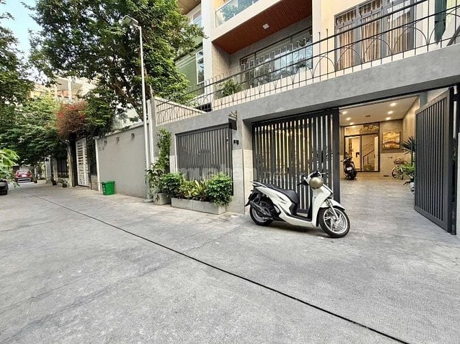 BIỆT THỰ KHU NỘI BỘ NGANG 8m TRUNG TÂM Q5, 5 TẦNG THANG MÁY, 45 TỶ TL