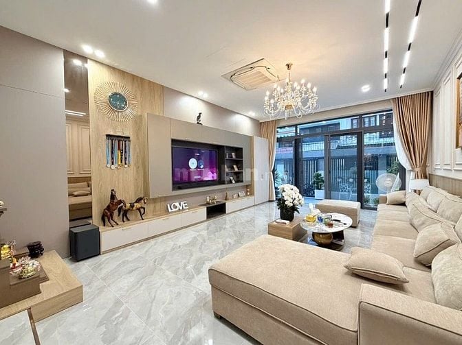 BIỆT THỰ KHU NỘI BỘ NGANG 8m TRUNG TÂM Q5, 5 TẦNG THANG MÁY, 45 TỶ TL