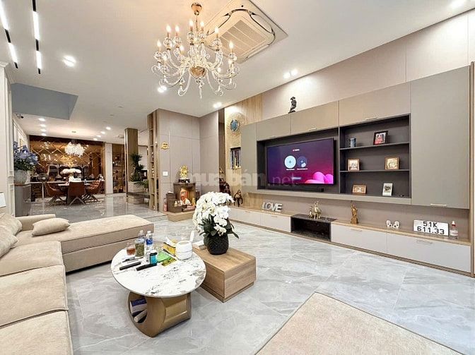 BIỆT THỰ KHU NỘI BỘ NGANG 8m TRUNG TÂM Q5, 5 TẦNG THANG MÁY, 45 TỶ TL