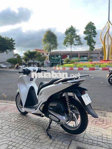 Honda SH 125i 2025 Trắng 6900 km