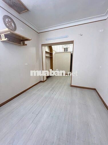 Chính chủ cần bán căn tập thể tầng 1 - Lò Đúc - Hai Bà- 50m2 - hơn2 tỷ