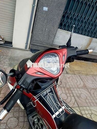 Honda Air Blade Đỏ, trắng, đen bstp