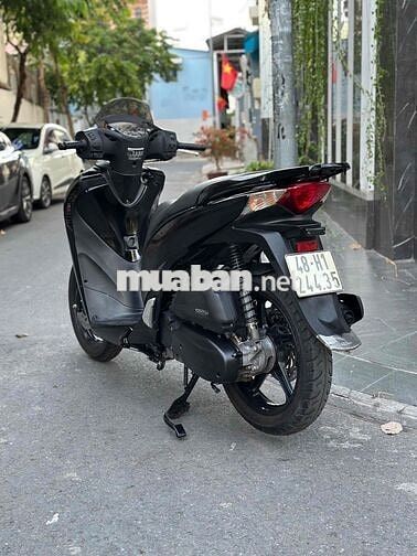 Cần bán xe Honda SH 150 Đk 2015 lên áo ý Bs48