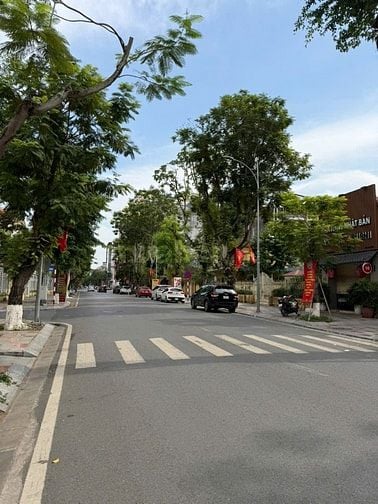 Bán nhà mặt phố Quang Trung, Hoàn Kiếm, 595m2, mặt tiền 35m, 480 tỷ