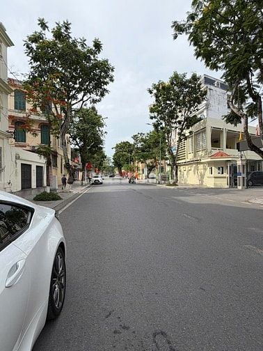 Bán nhà mặt phố Quang Trung, Hoàn Kiếm, 595m2, mặt tiền 35m, 480 tỷ