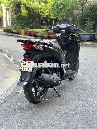 Cần bán xe Honda SH 150 Đk 2015 lên áo ý Bs48