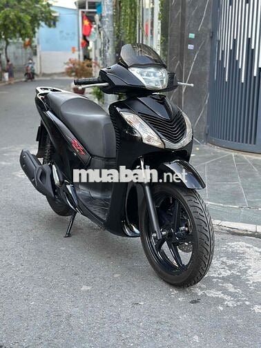 Cần bán xe Honda SH 150 Đk 2015 lên áo ý Bs48