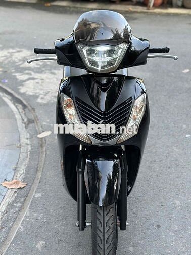 Cần bán xe Honda SH 150 Đk 2015 lên áo ý Bs48