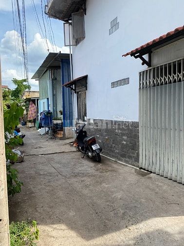 Cho thuê nhà Bình quới Thanh Đa rộng có sân 60m2 lâu dài. Giá rẻ 4tr