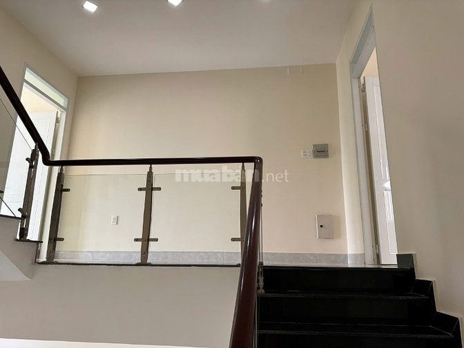 BÁN NHÀ MẶT TIỀN ĐƯỜNG LIÊN PHƯỜNG - GIÁ 24.7 TỶ