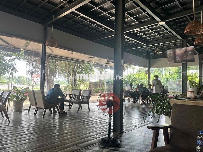 Cần sang nhượng quán cafe sân vườn view sông