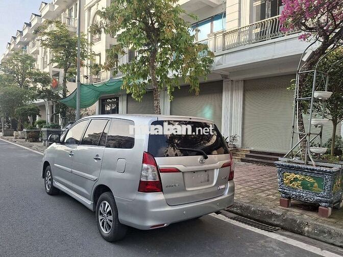 Toyota Innova 2016 Bạc