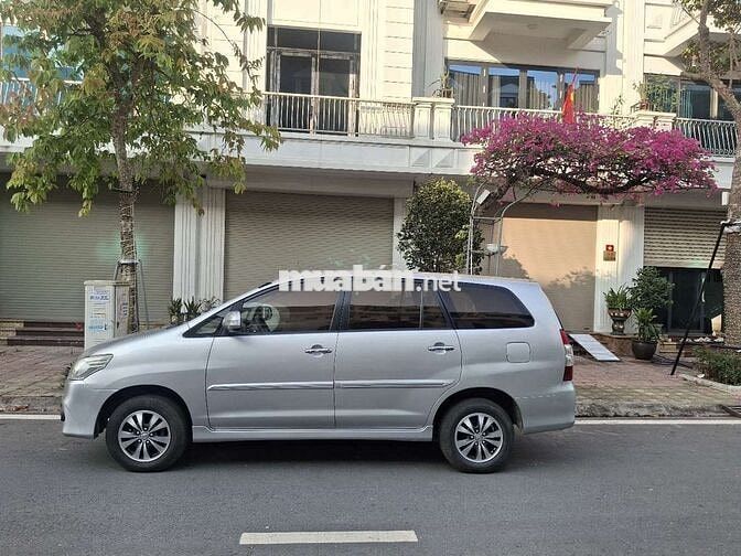 Toyota Innova 2016 Bạc