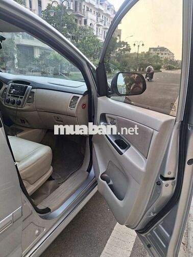 Toyota Innova 2016 Bạc