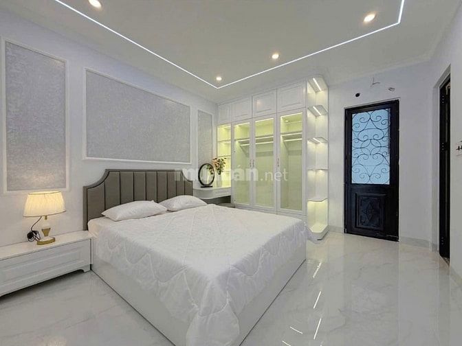 Chỉ với 1tỷ đầu tư ngay căn nhà này Dĩ An, Sổ Hồng Riêng, đường 8m