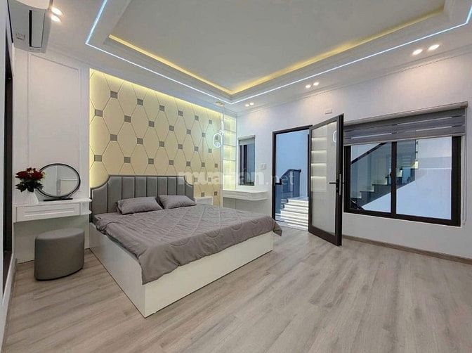 Chỉ với 1tỷ đầu tư ngay căn nhà này Dĩ An, Sổ Hồng Riêng, đường 8m