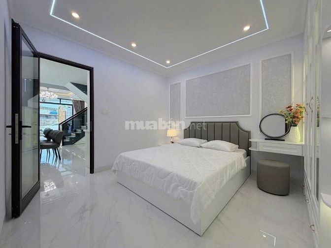 Chỉ với 1tỷ đầu tư ngay căn nhà này Dĩ An, Sổ Hồng Riêng, đường 8m