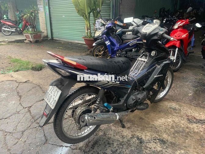 Yamaha LEXAM 2022 Xanh đen