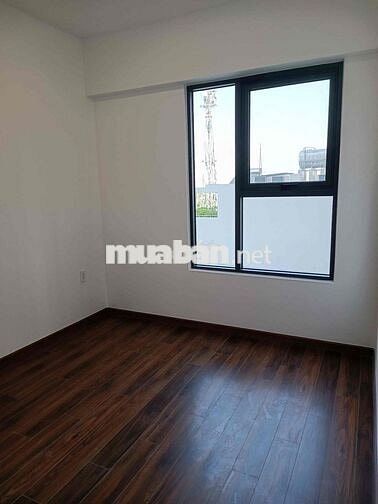 Bán căn 2PN view hồ bơi giá chỉ 4 tỷ 2. View hướng mát, đã có sổ hồng