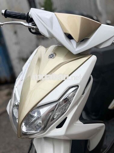 Yamaha Luvias FI Trắng Vàng đồng
