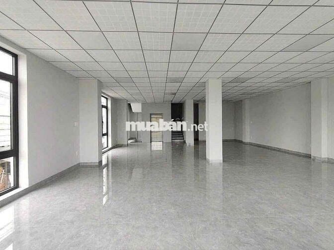 Căn Góc Huỳnh Văn Luỹ Gần Thành Phố Mới 12x25m. 3 tầng sân rộng