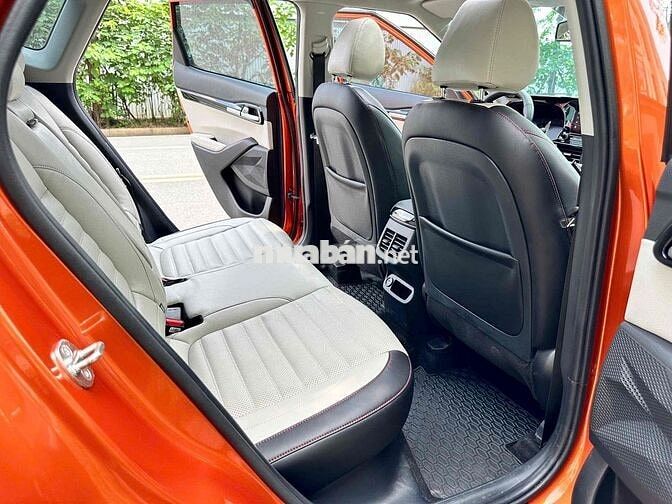 Kia Seltos 2023 1.6 Premium 5000km