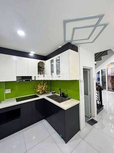 4,860 Tỷ TL nhà 2 lầu 4 PN hẻm 64/ Bùi Văn Ba Quận 7