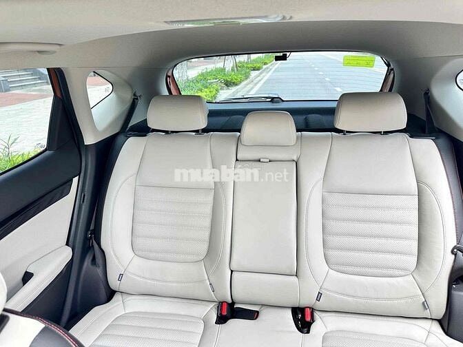 Kia Seltos 2023 1.6 Premium 5000km