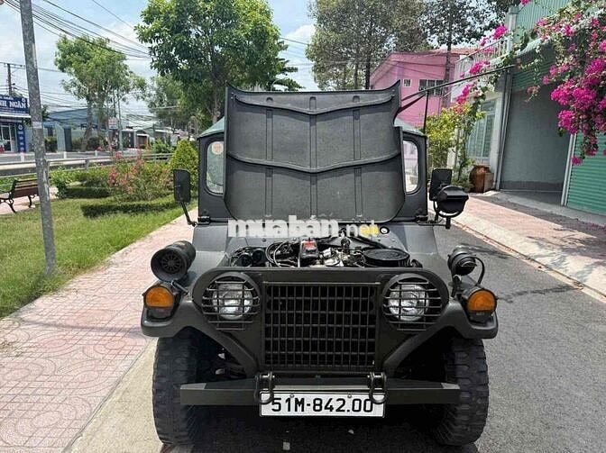 Jeep M151 Xanh