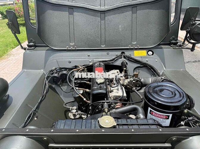 Jeep M151 Xanh