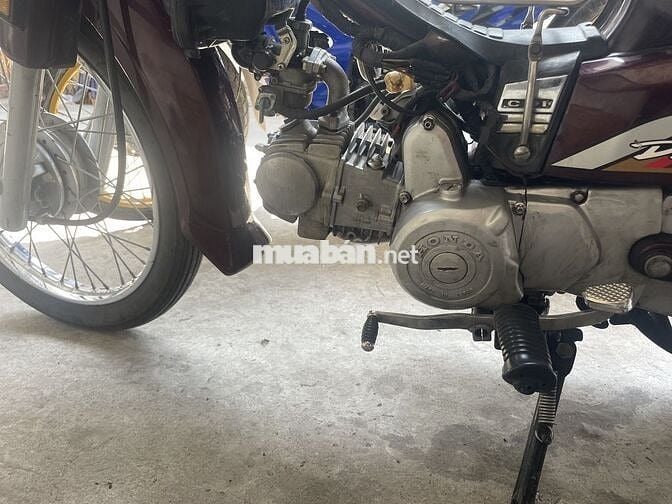Honda Dream Đỏ đô