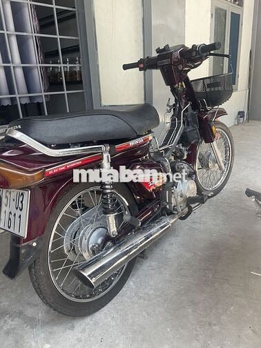Honda Dream Đỏ đô