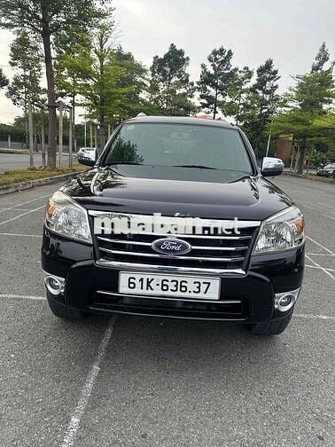 Ford Everest Đen