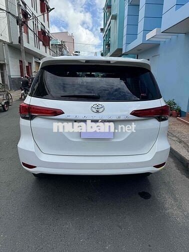 Toyota Fortuner 2022 Số sàn 68000 km Trắng
