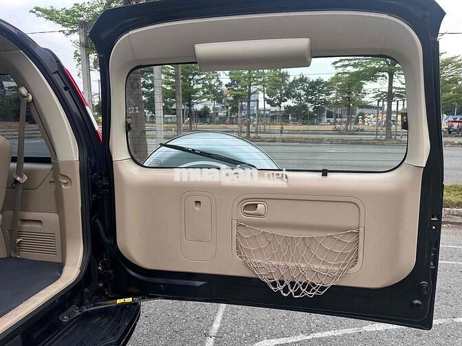 Ford Everest Đen