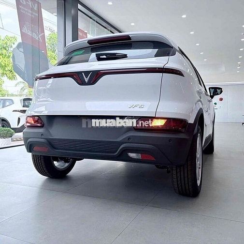 Xe điện VinFast VF5 - XE MỚI XE TẠI SHOWROOM
