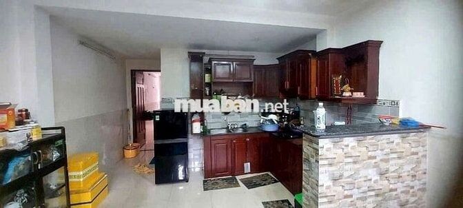 NHÀ 4 X25 SHR MẶT TIỀN THÔNG Ô TÔ RA VÀO VÔ TƯ NGAY NGÃ NĂM VĨNH LỘC