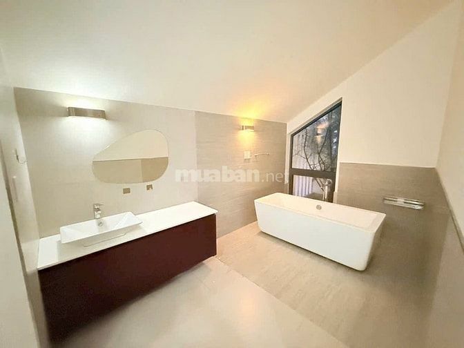 Cho thuê BT KDC Nghĩ Ngơi Giải Trí căn góc giá 60tr nhà đẹp mới xây