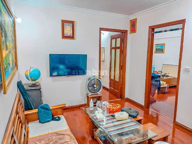 Cần bán CHTT tầng 3 nhà 69/2 ngõ 67 phố Vạn Bảo 