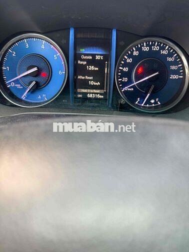 Toyota Fortuner 2022 Số sàn 68000 km Trắng