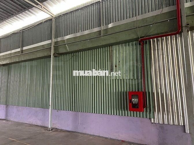 Kho xưởng 1.000 m² có PCCC và điện 3 pha, trục chính trong KDC 586