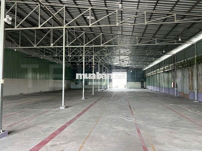 Kho xưởng 1.000 m² có PCCC và điện 3 pha, trục chính trong KDC 586