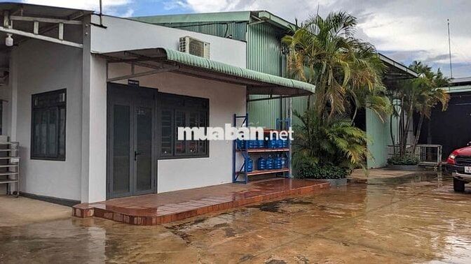 Đất 2,590 m2 + nhà xưởng phù hợp cho thuê làm kho hoặc làm công nghiệp